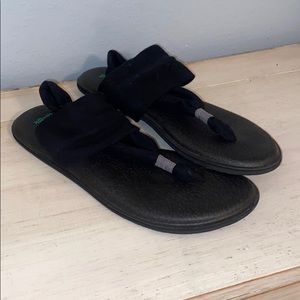 Women’s Sanuk sandals